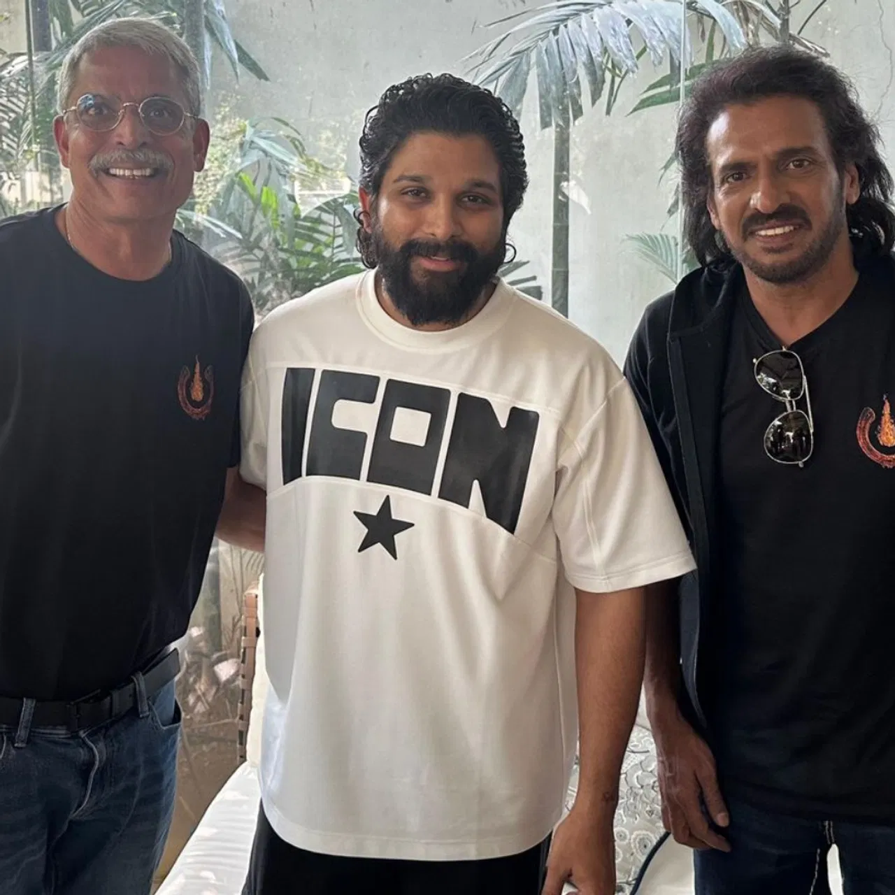 ಅಲ್ಲು ಅರ್ಜುನ್ ಭೇಟಿಯಾದ ಉಪೇಂದ್ರ – ‘ಯುಐ’ ಸಿನಿಮಾಗೆ  ಪುಷ್ಪರಾಜ್ ಸಾಥ್……..