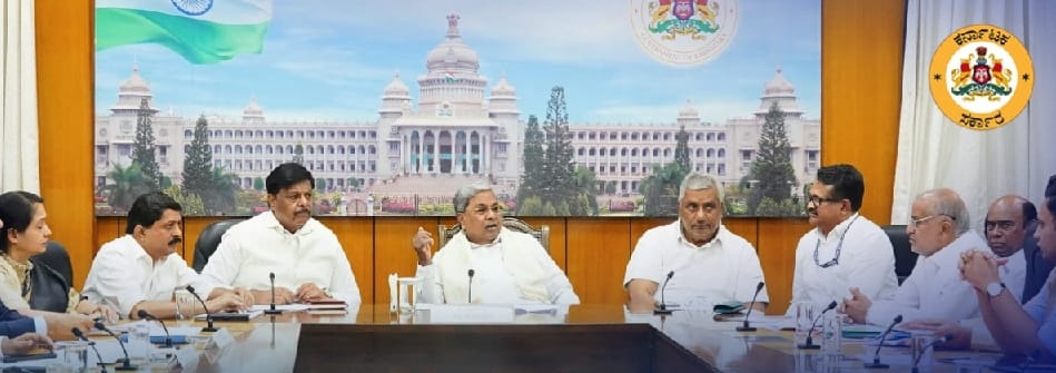 ಬೃಹತ್ ಮಹಾನಗರ ಪಾಲಿಕೆಯನ್ನಾಗಿ ಮೇಲ್ದರ್ಜೇಗೇರಿಸುವಂತೆ ಮುಖ್ಯಮಂತ್ರಿ  ಅವರಲ್ಲಿ ; ಚಾಮುಂಡೇಶ್ವರಿ ಕ್ಷೇತ್ರದ  ಶಾಸಕ ಜಿ.ಟಿ.ದೇವೇಗೌಡ ಮನವಿ.