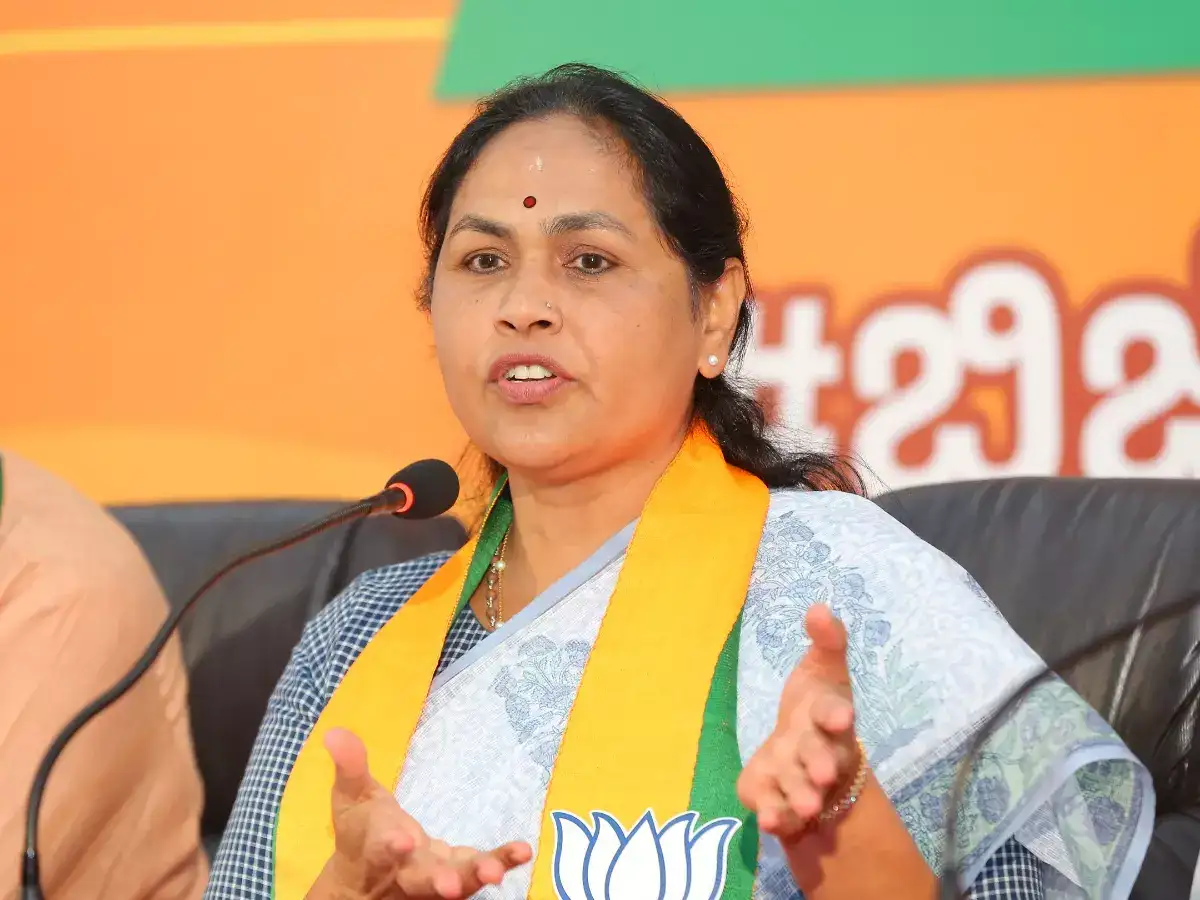 ಕಾಂಗ್ರೆಸ್ ನಾಯಕರು ದೇಶದ ಜೊತೆ ನಿಲ್ಲಬೇಕಿತ್ತು ; ಕೇಂದ್ರ ಸಚಿವೆ ಶೋಭಾ ಕರಂದ್ಲಾಜೆ.