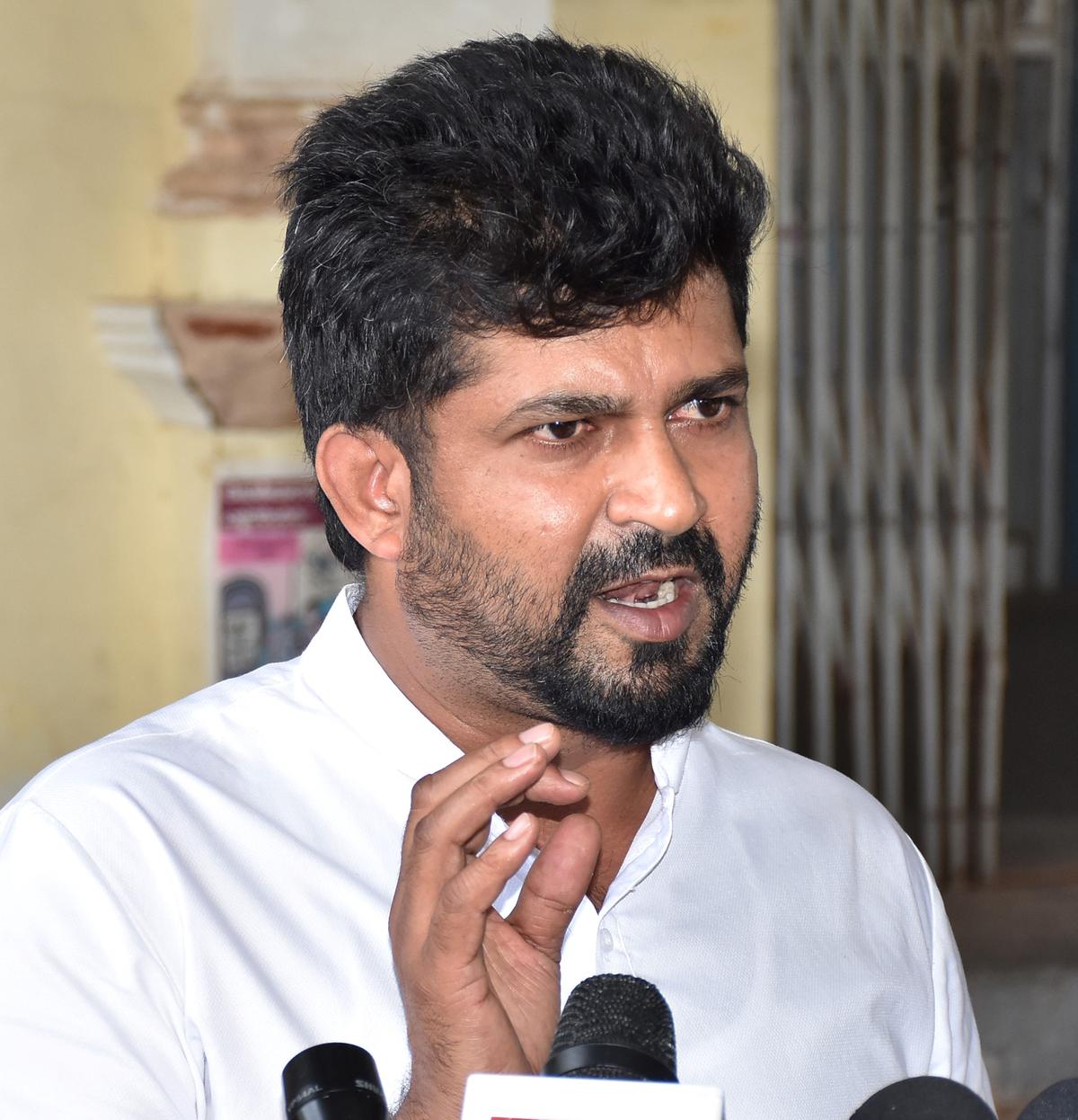 ರಾಹುಲ್ ಗಾಂಧಿ ಮತಗಳ್ಳತನ ವಿಚಾರ : ಮೈಸೂರಿನಲ್ಲಿ ಗುಡುಗಿದ ಪ್ರತಾಪ್ ಸಿಂಹ .