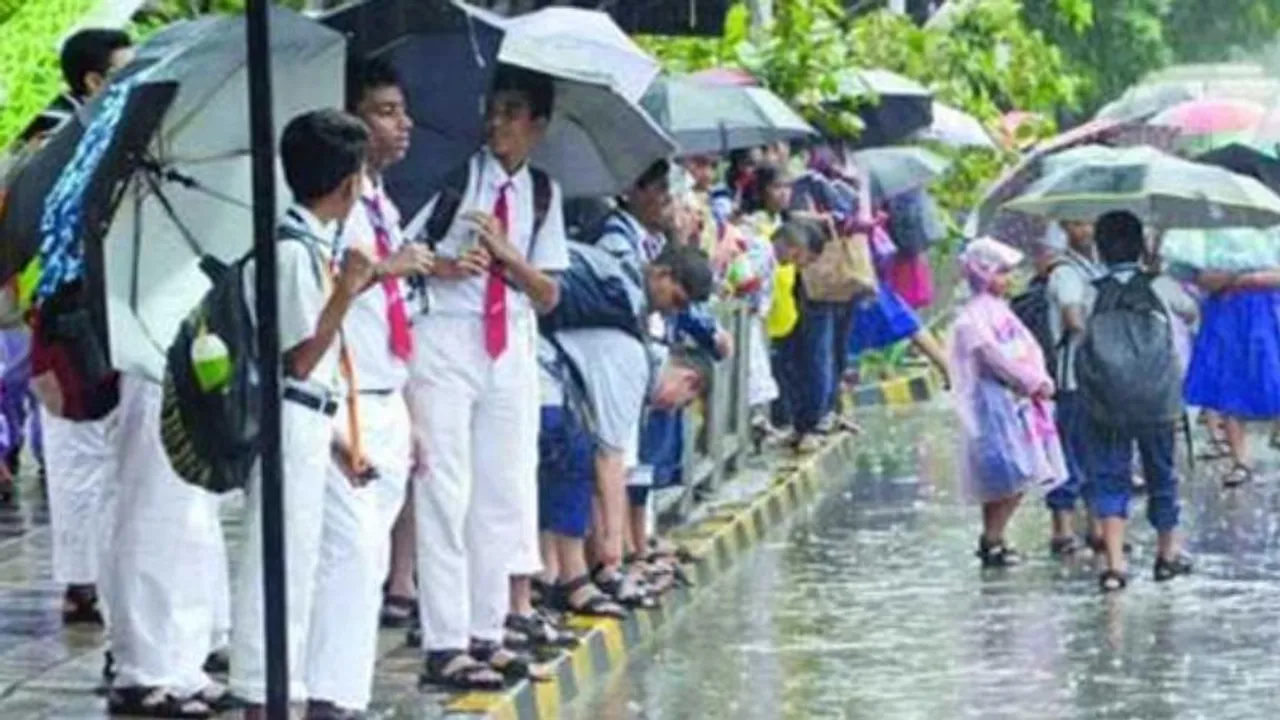 ಉತ್ತರ ಕನ್ನಡ ಜಿಲ್ಲೆಯಲ್ಲಿ ಭಾರೀ ಮಳೆ ಹಿನ್ನೆಲೆಯಲ್ಲಿ 10 ತಾಲೂಕುಗಳ ಶಾಲಾ, ಕಾಲೇಜುಗಳಿಗೆ ನಾಳೆ ರಜೆ ಘೋಷಣೆ,,…!