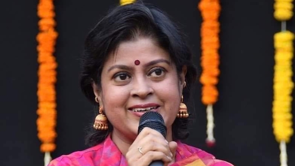 85 ಮೆಟ್ರೋ  ಸ್ಟೇಷನ್​ಗಳಲ್ಲೂ ಅಪರ್ಣಾದ್ದೇ ಧ್ವನಿ!  ಯೆಲ್ಲೋ ಲೈನ್ ಗೂ ಬಂತು  ಖ್ಯಾತ ನಿರೂಪಕಿ ಕಂಠ..