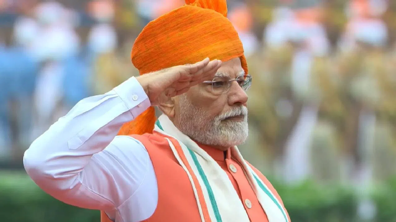 ಭಾರತದಲ್ಲಿ ಶೀಘ್ರ ಸೆಮಿಕಂಡಕ್ಟರ್ ಚಿಪ್ಗಳು ಸಿದ್ಧ: ಮೋದಿ ಘೋಷಣೆ