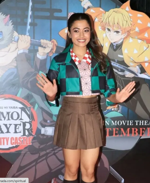 ಬೇಬಿ ಡಾಲ್ ರೀತಿ ಕಾಣಿಸುತ್ತಿದ್ದಾರೆ ರಶ್ಮಿಕಾ ಮಂದಣ್ಣ