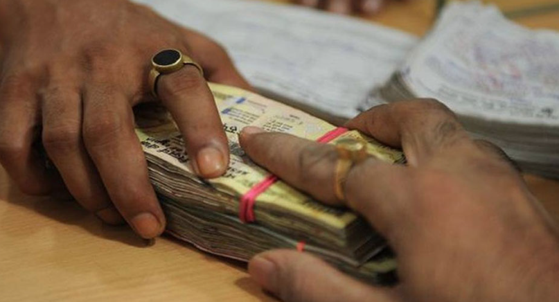 ಲಂಚ ಸ್ವೀಕರಿಸುವಾಗ ಲೋಕಾಯುಕ್ತ ಬಲೆಗೆ ಬಿದ್ದ ಕೆಎಎಸ್‌ ಅಧಿಕಾರಿ